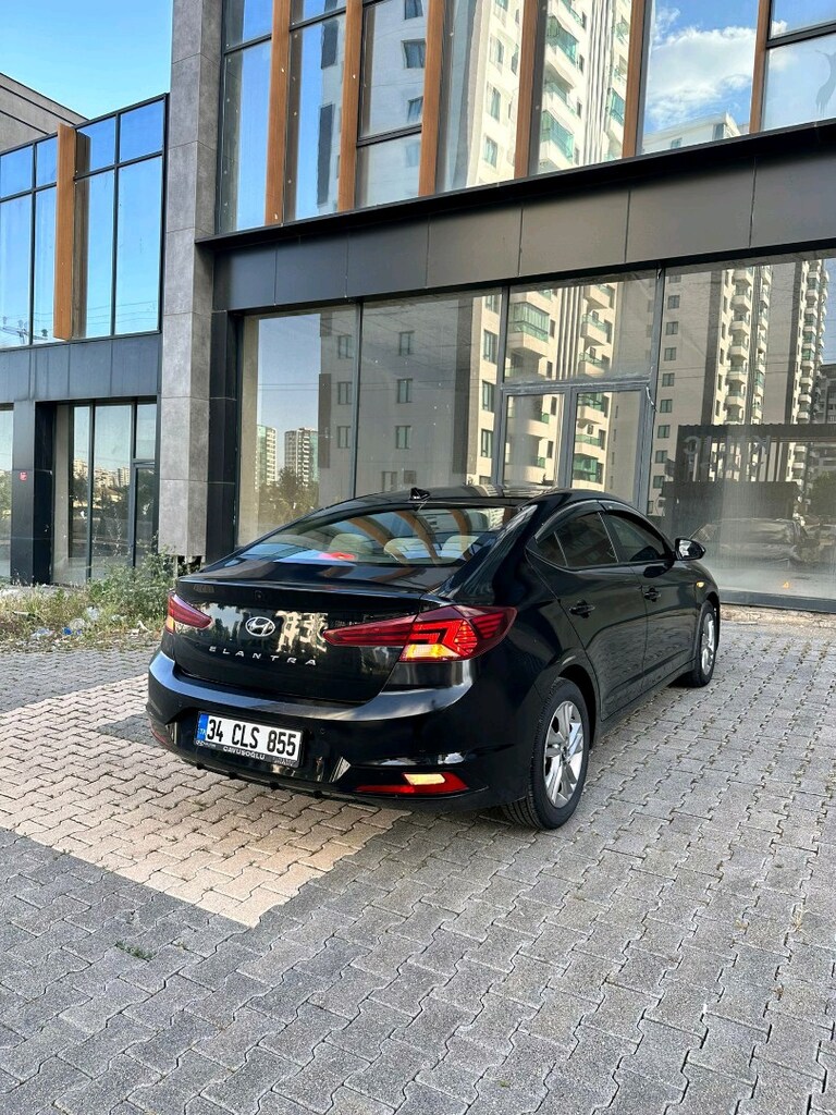 öğretmenden temiz Hyundai Elantra - 2