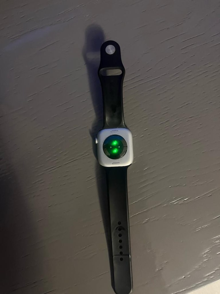 Apple Watch Series 10 (GPS) 46 mm Siyah -6 Adet Kordon Hediyeli - 7