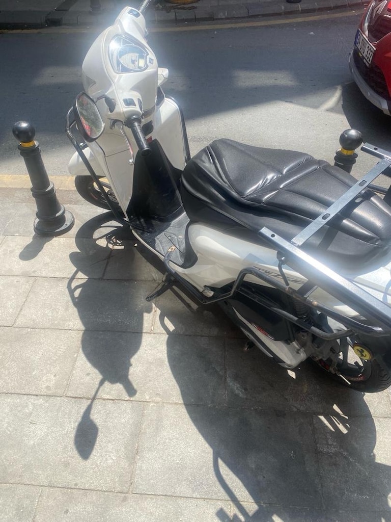 Honda dio acil satılık 21 model 57 km - 4