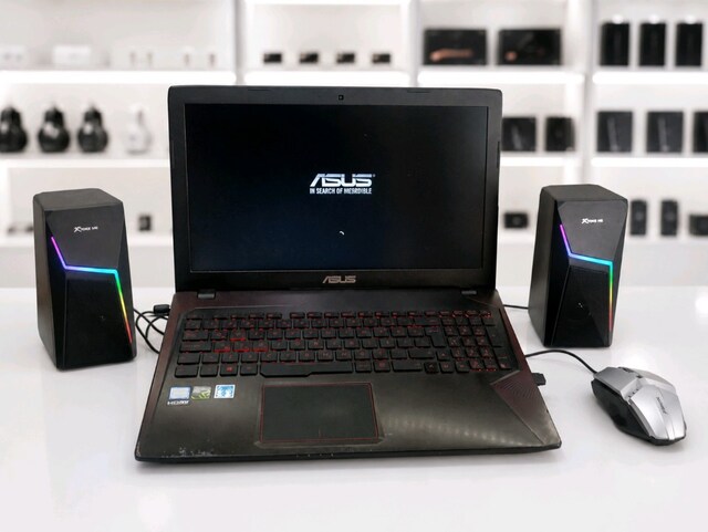 Oyuncu Bilgisayarı Asus laptop monster pc