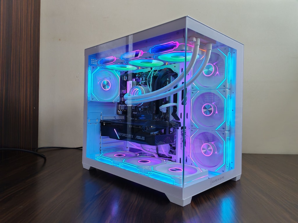 AMD RYZEN 5 DDR5 24GB RAM Lİ AKVARYUM KASA PC - 9