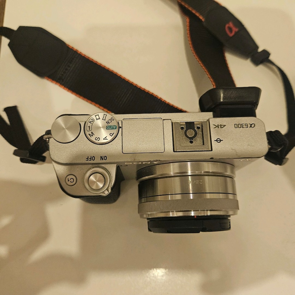 Sony Alpha a6300 (Gri) + Sony E 16mm f/2.8 Lens - 3