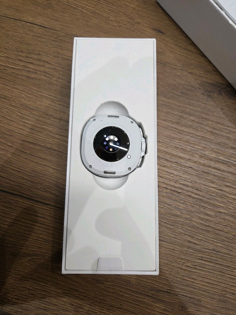 1 haftalik Samsung Galaxy Watch8 Classic Beyaz - 4