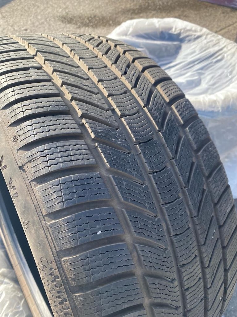 Continental WinterContact TS 8770P ( 285 /40 /R20 ) WXL - 3