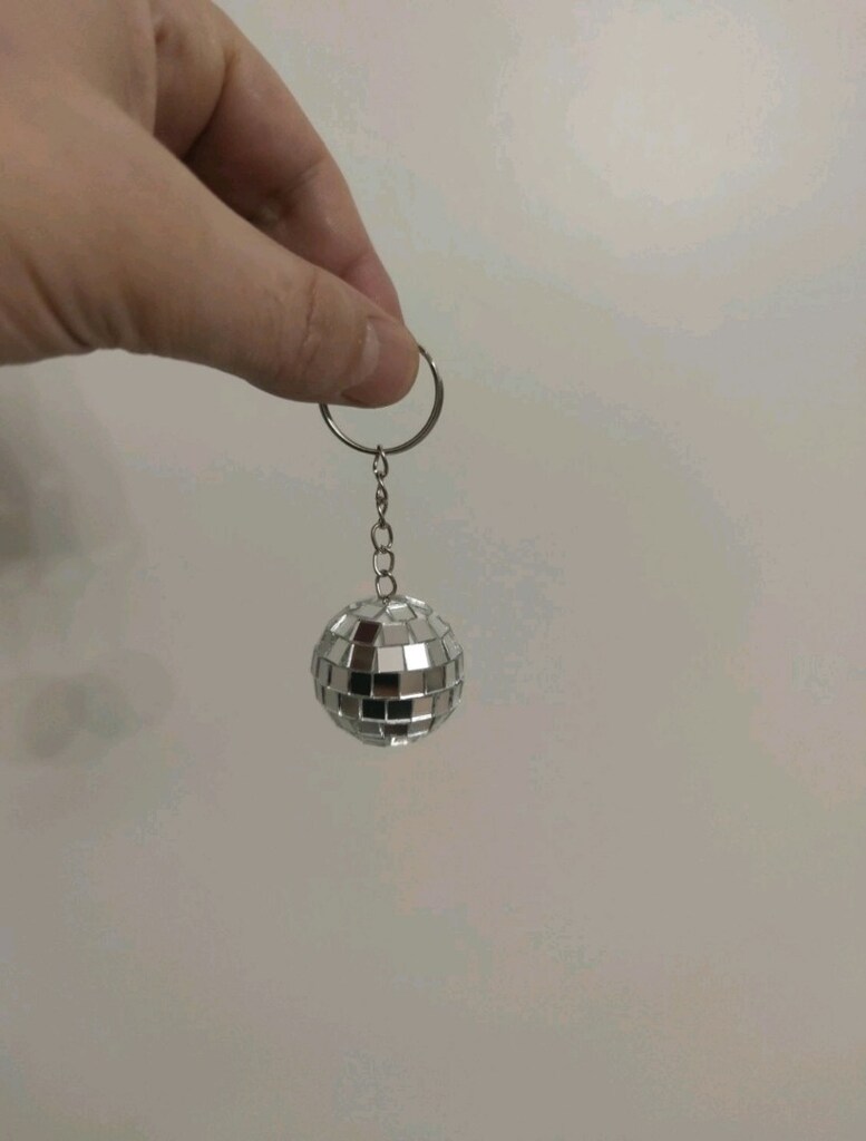 Disko Topu Anahtarlık 4 cm - 2