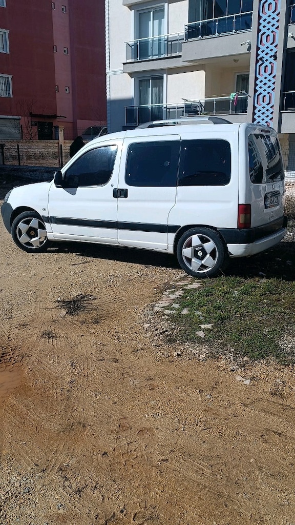 partner anahtarlık 2004 model 1.9 D comfortline - 2