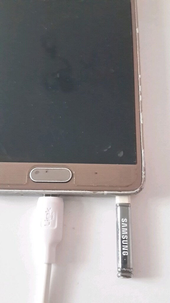 Patron telefonu Samsung Galaxy not 4 32gb seri ekran kırıldı bilginize - 7