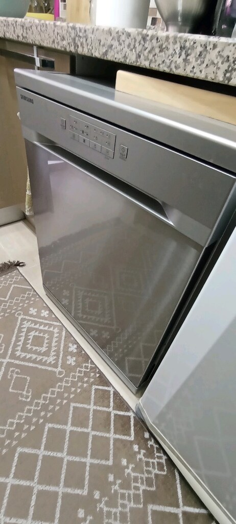 SAMSUNG BULAŞIK MAKİNESİ - 2