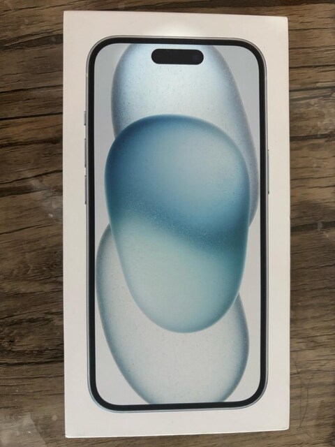 ACİL SATILIK İPHONE 15 %100 şarj temiz yeni alındı