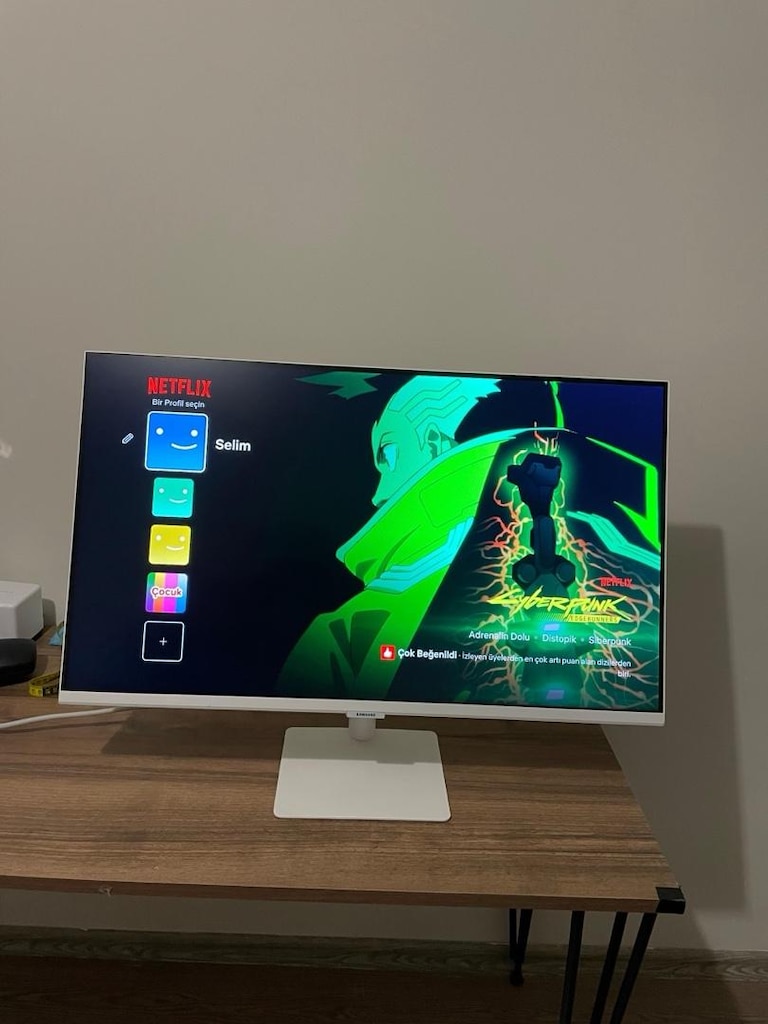 Samsung m5 smart monitor 32 ınch kumandalı - 7