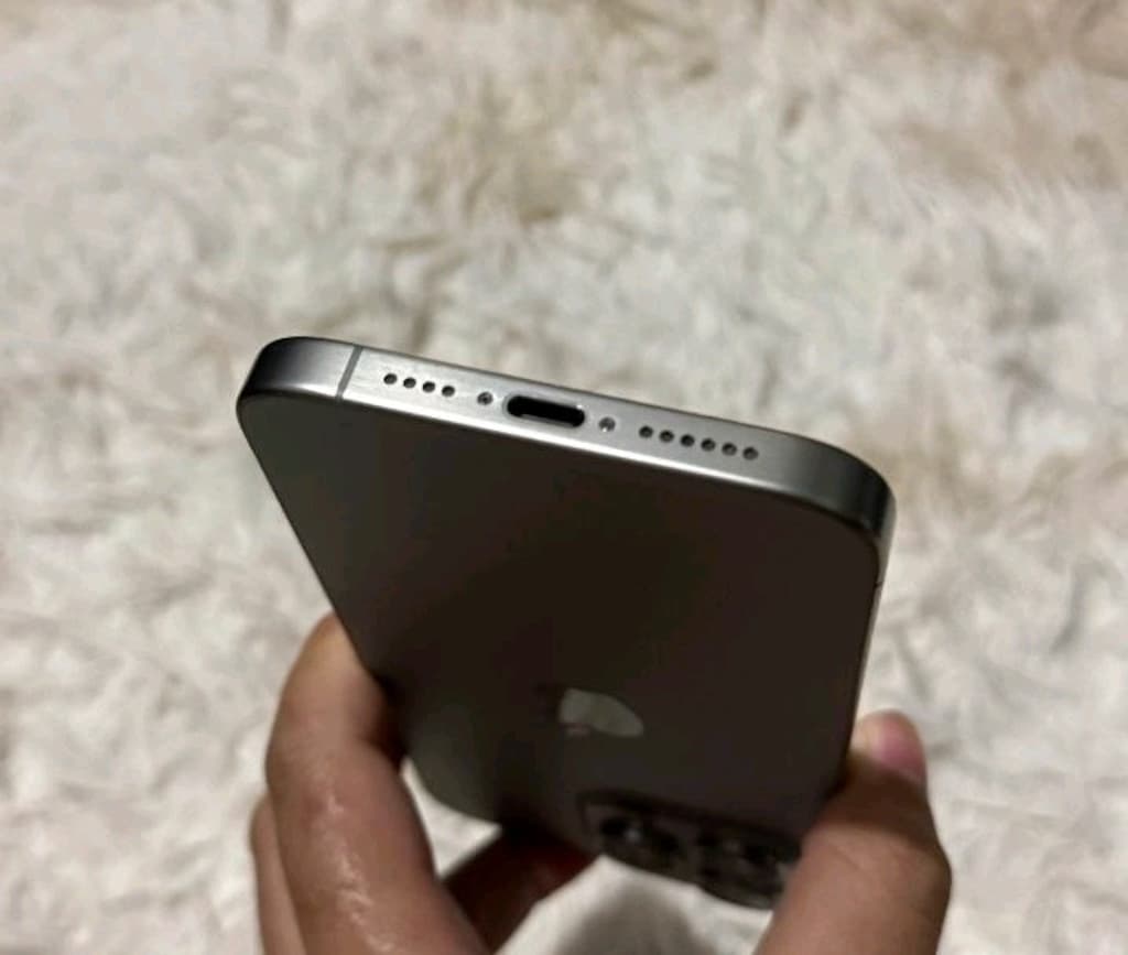 İlk Sahibinden İPhone 15 Promax - 5