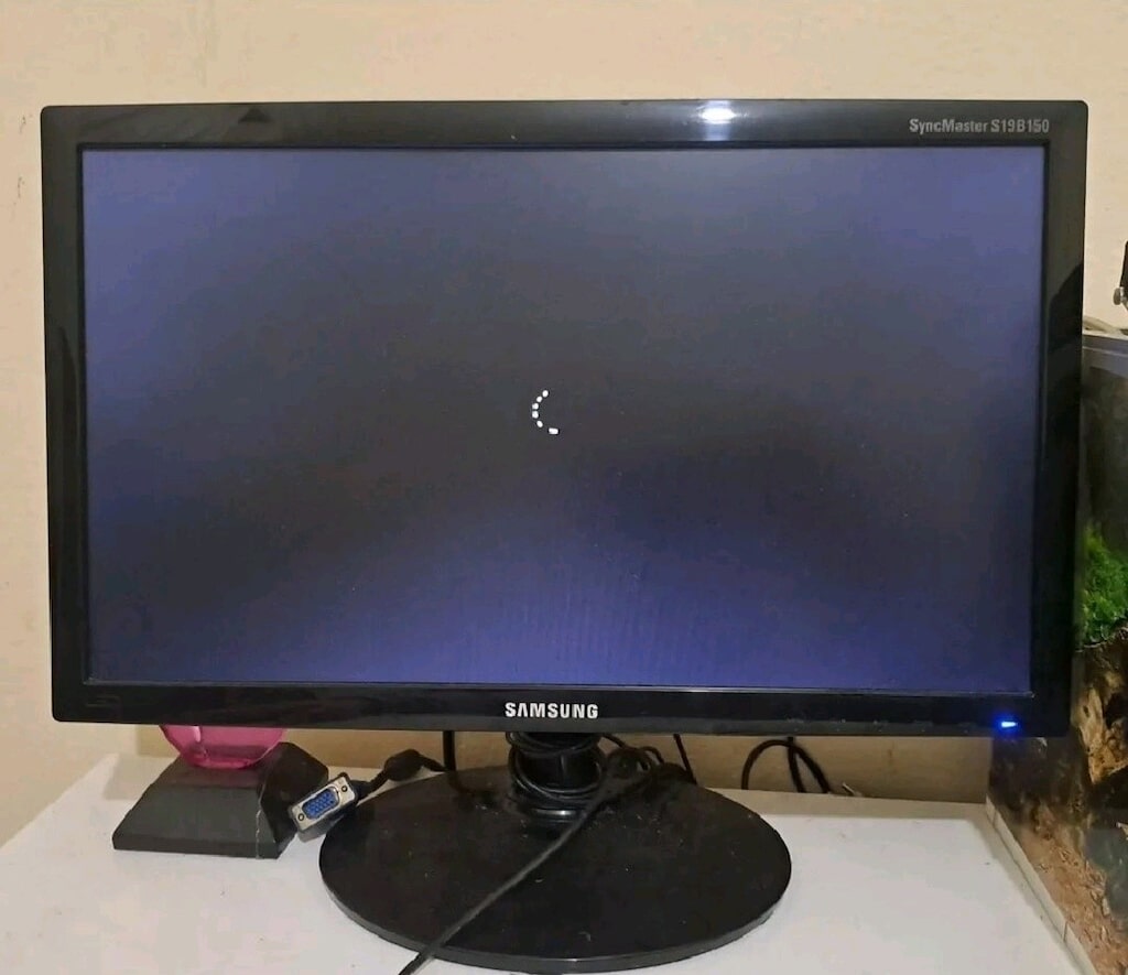 Samsung SyncMaster S19B150 monitör - 3