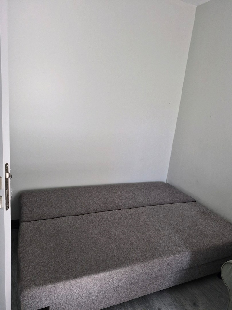 temiz kullanılmış Ikea marka bazali,yatakli kanepe - 3