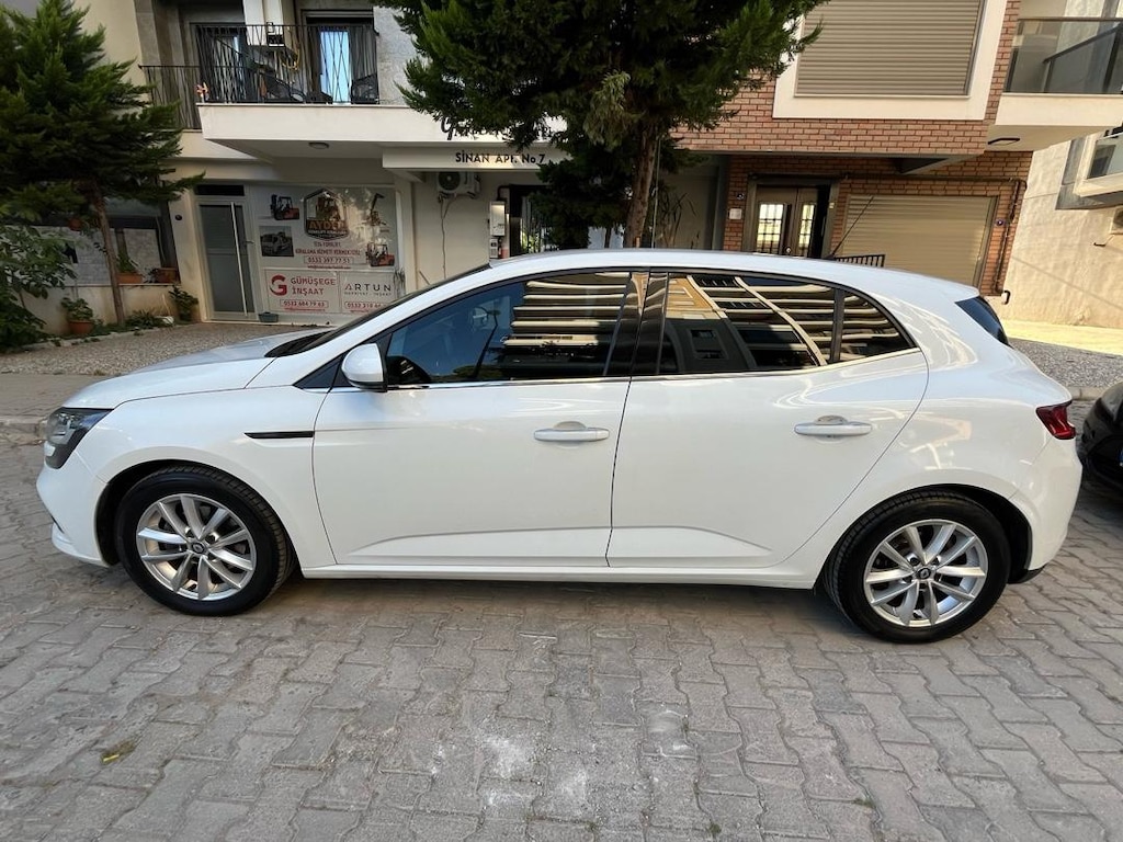 Memurdan Fransız Üretim Otomatik Megane Hb 1.5 dCi 110 Beygir - 5