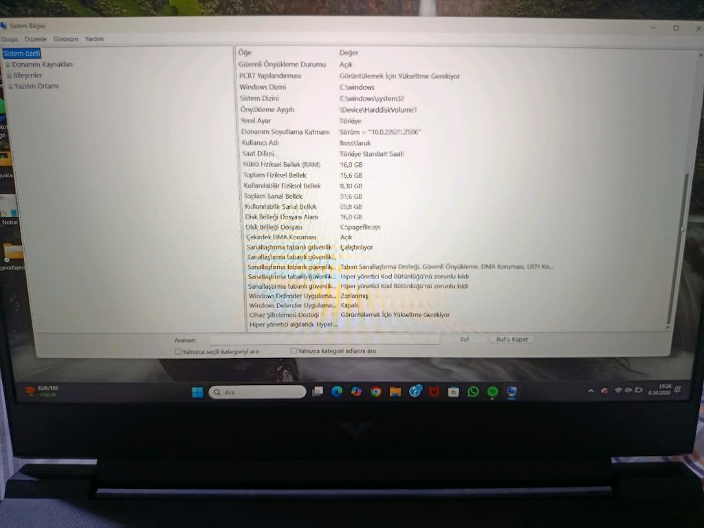 HP Victus 15 Gaming Laptop - 4