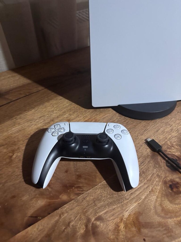 Play Station 5 - 4