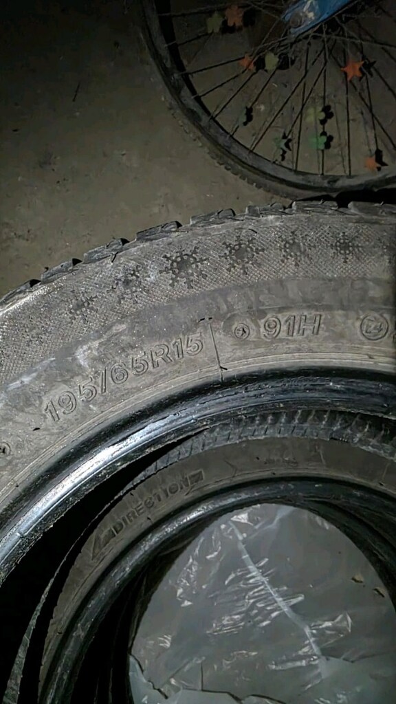 195/65/ 15 kis lastiği - 2
