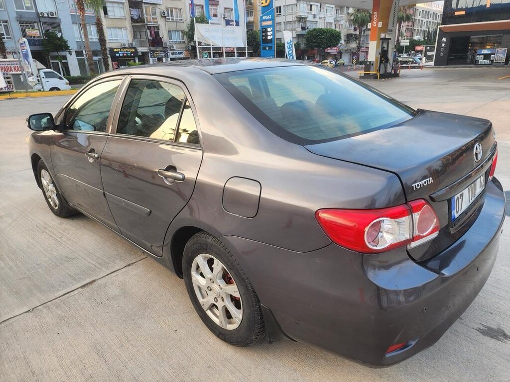 Toyota corolla 2013 - 3