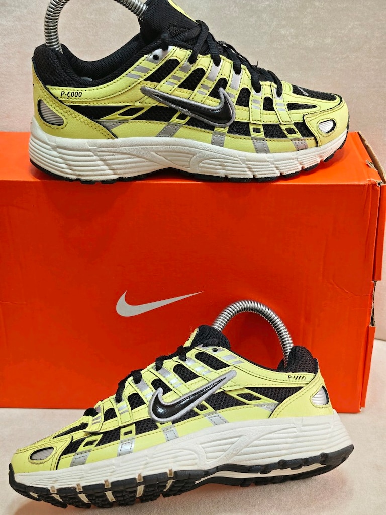 Nike P-6000 Orjinal sıfır gibi üründür birkaç kez giyilmiş