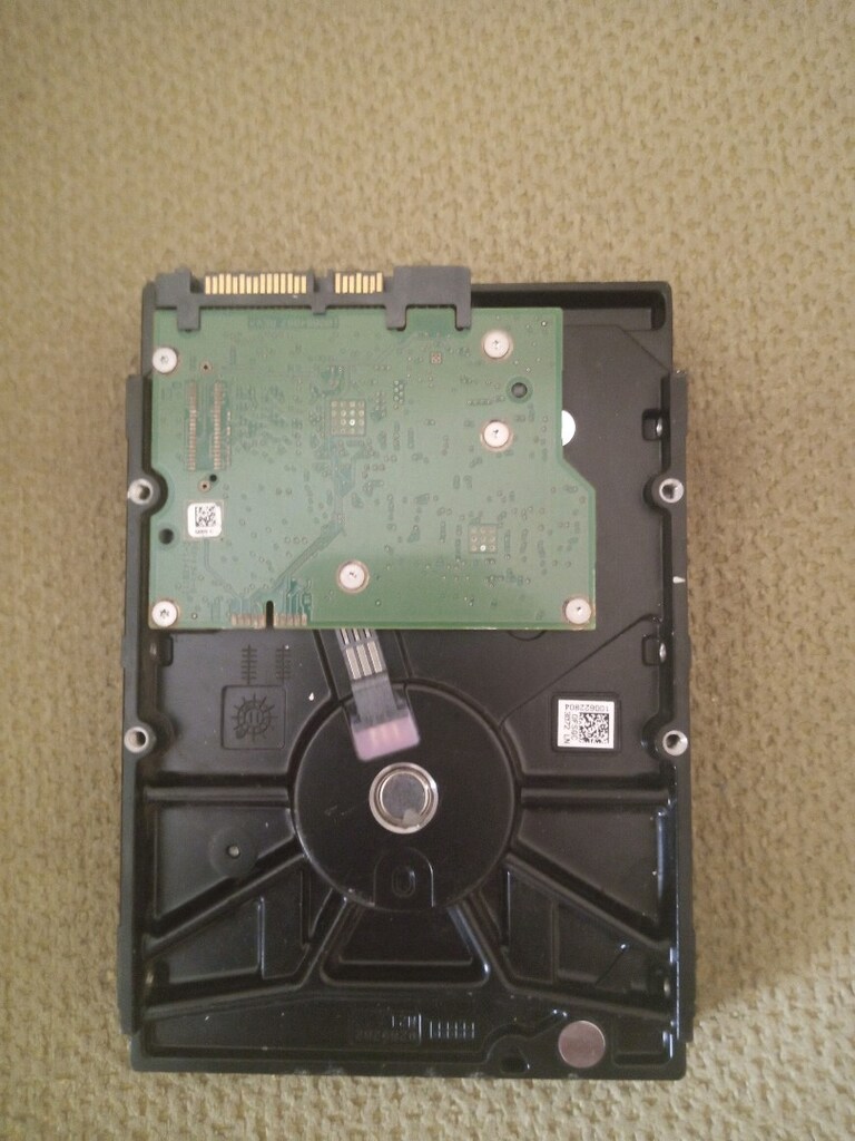 3 + 3 TARABAYTE SEAGATE VE WESTERNDİGİTAL HDDLER DETAYLAR İÇERDE - 3