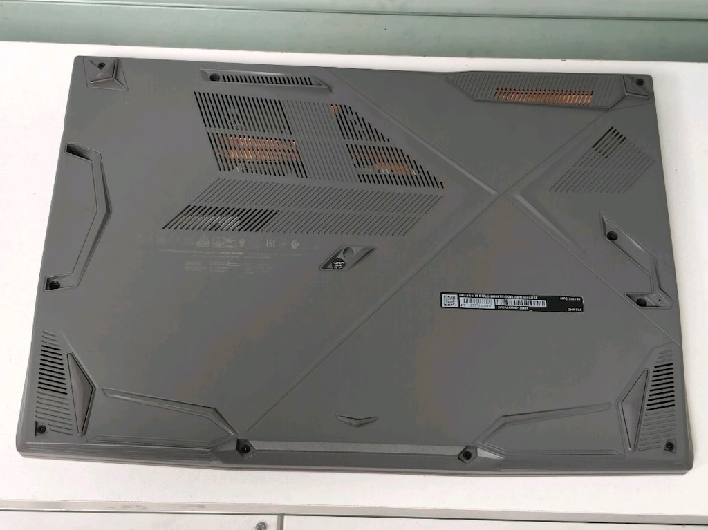MSI İ5 12450H 16GB RAM 4GB RTX 3050 OYUNCU 14 AY GARANTİLİ LAPTOP - 8