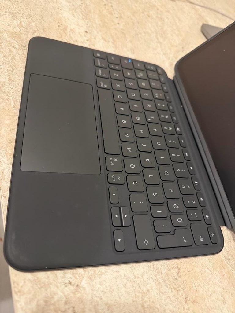 Logitech Combo Touch Ipad M4 11’ klavyeli kılıf - 8