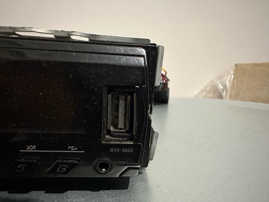 PİONEER MVH-08UB TEYP - 4