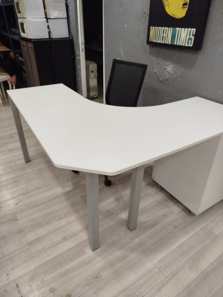 DEKOR BÜRO MOBİLYALARI 145X135 KOLEKSİYON L OFİS MASASI İKİNCİ EL - 4