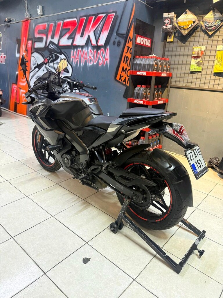 Bajaj Pulsar rs 200 hatasız - 8
