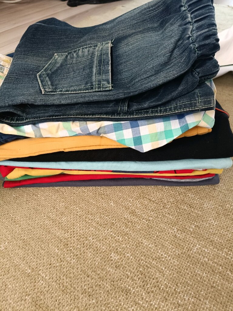 Erkek çocuk kıyafetleri toplu satilik kot pantolon yeni