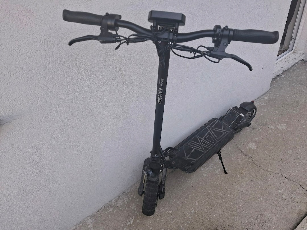 BOOD Kickscooter QR1200 1200 W 60 km Menzil Elektrikli Scooter Siyah - 8