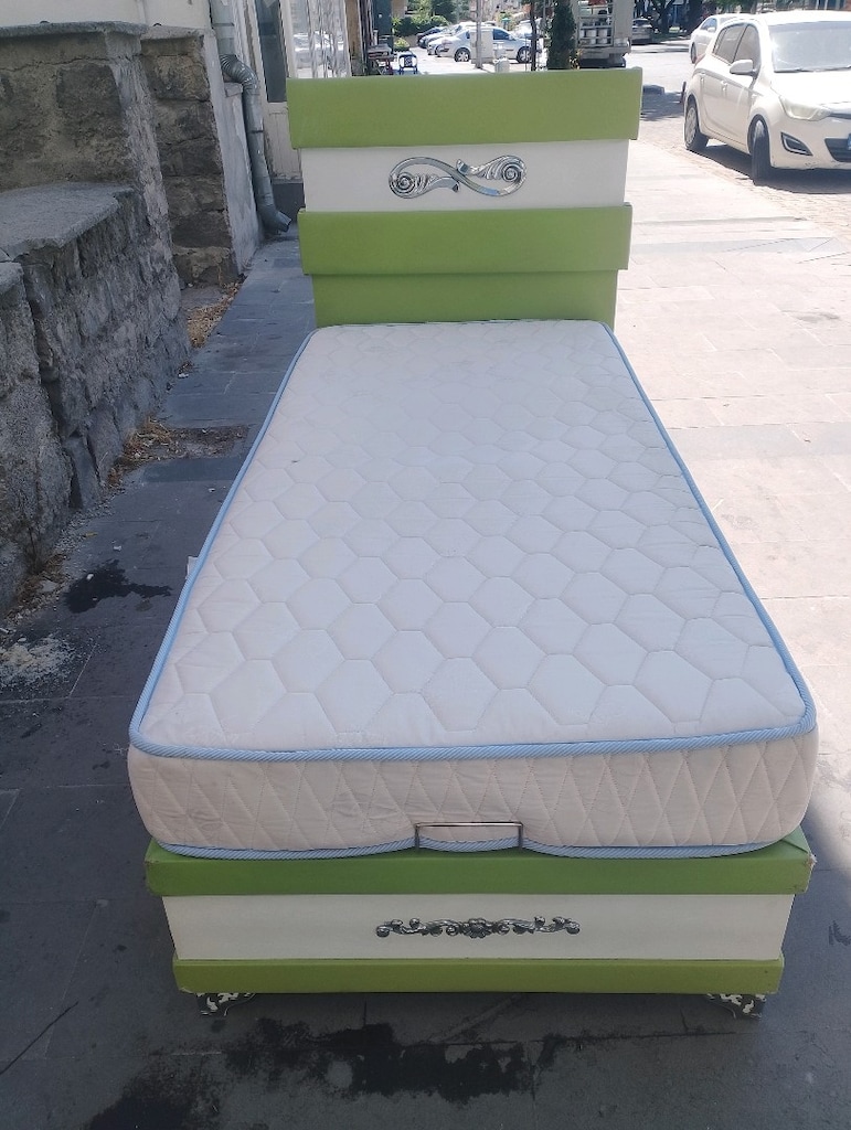 TEK KİŞİLİK BAZA BAŞLIK YATAK TEMİZ SAĞLAM - 7