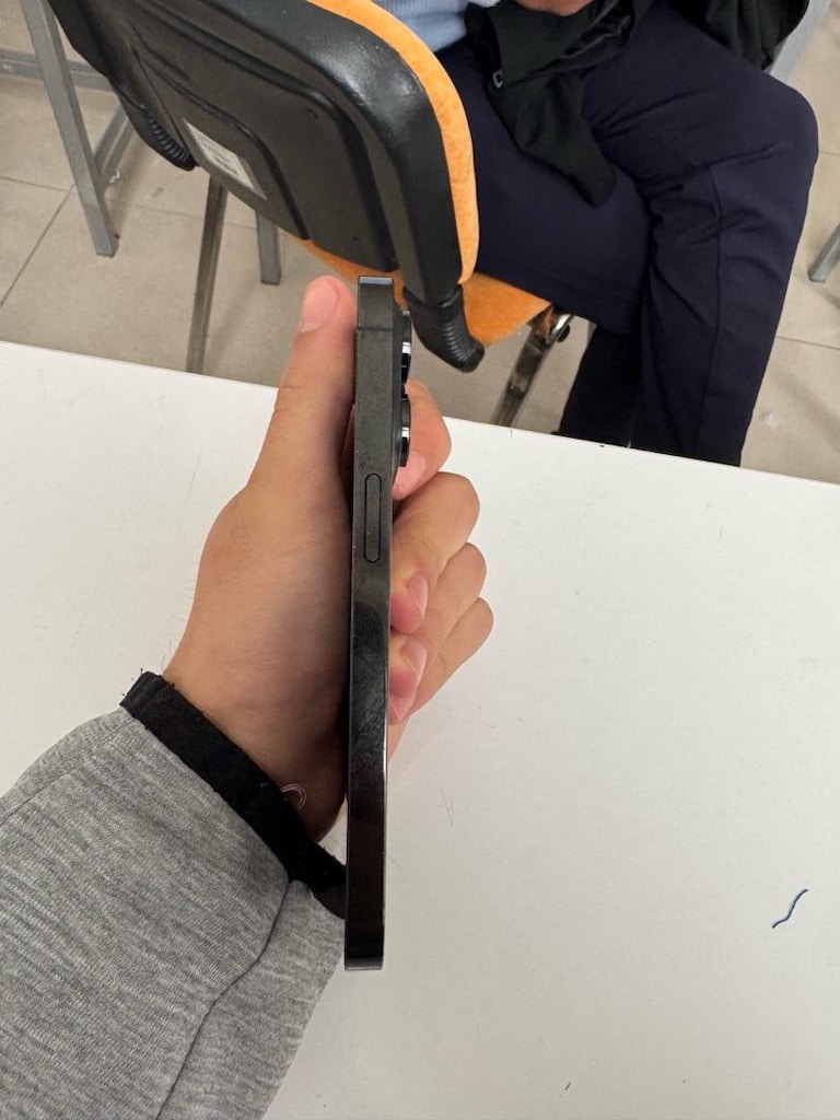 Hatasız iPhone 14 Pro YD - 3
