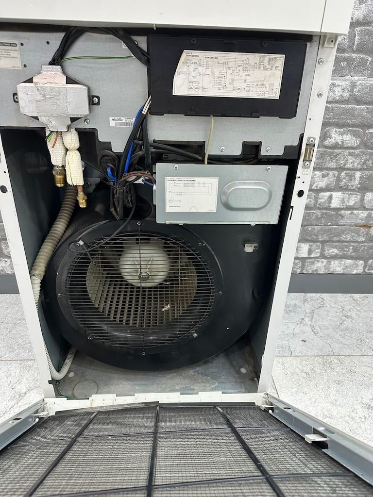 # KAYANLAR SOĞUTMA # 48 BTU BEKO 12 AY GARANTİ, MNTJ - R 410 GAZ - 19