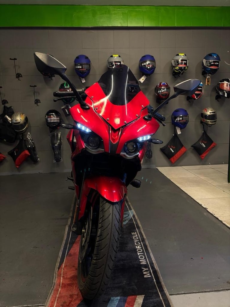 Bajaj pulsar rs200 2023 model hatasız kayıtsız - 3