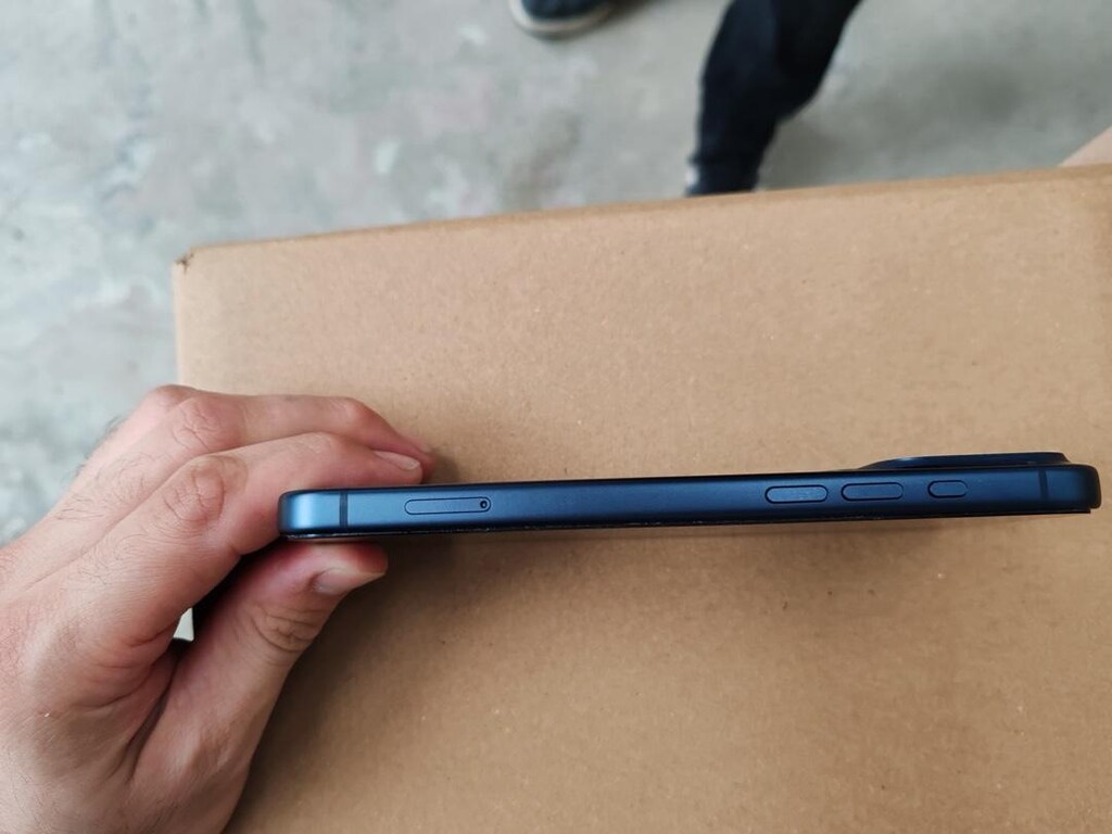 iPhone 17pro max - 4