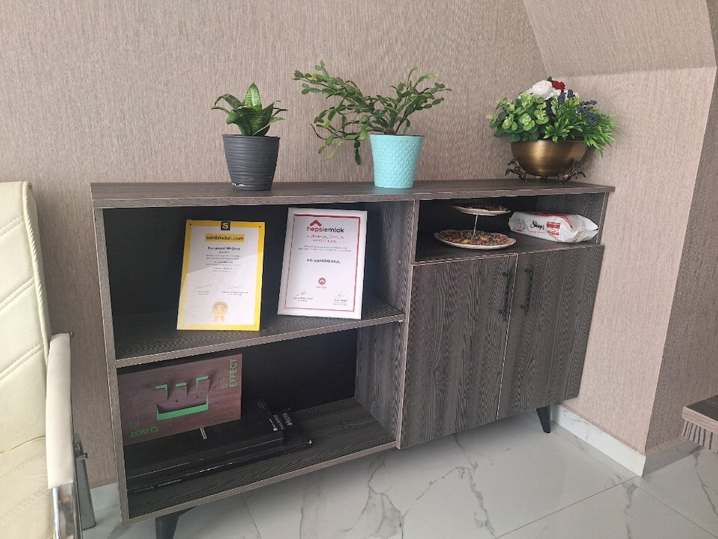 ofis mobilyası 4 ay kullanildi - 4