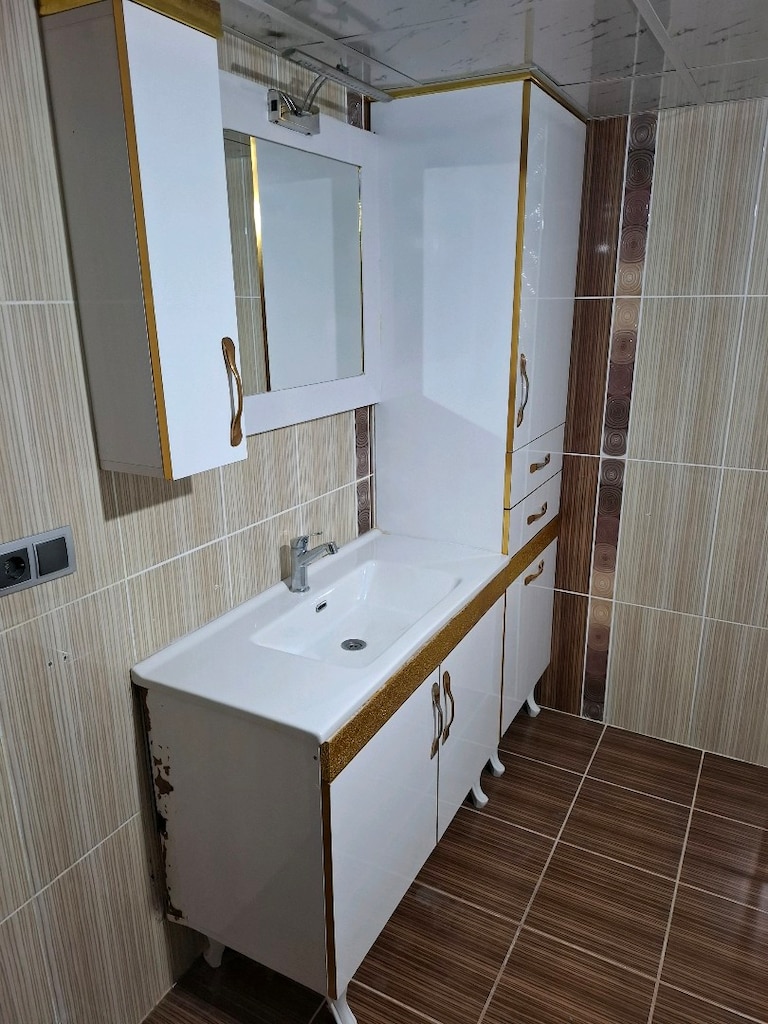 Banyo dolabı - 3