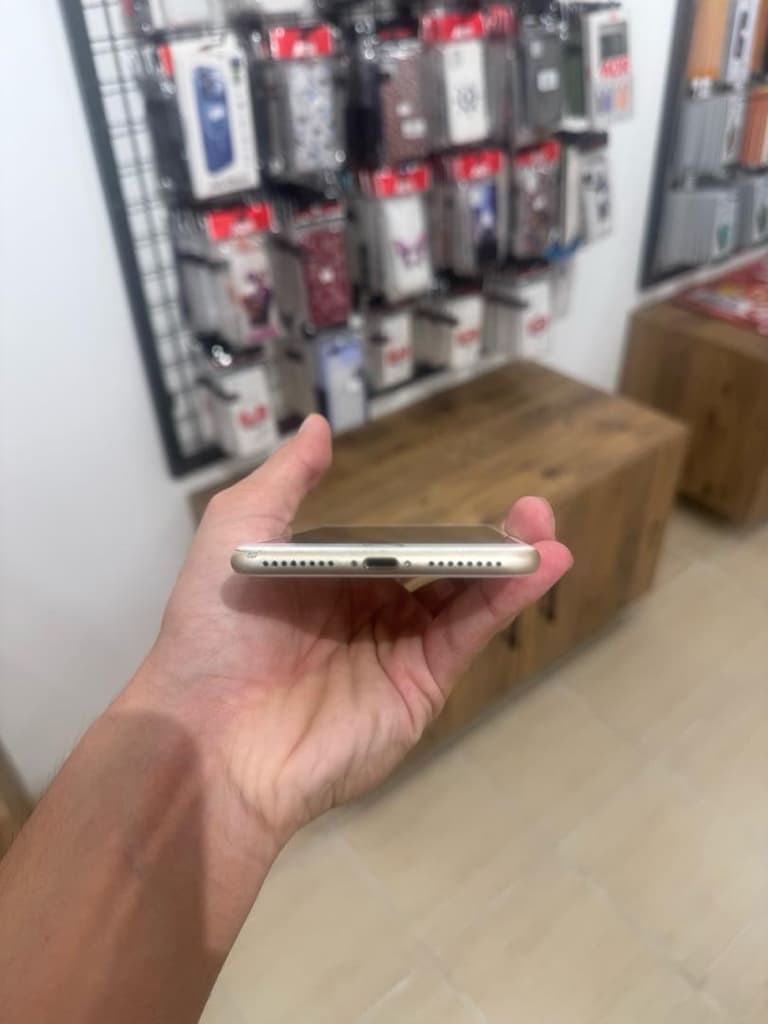 İphone 7 Plus Gold 32GB - 5