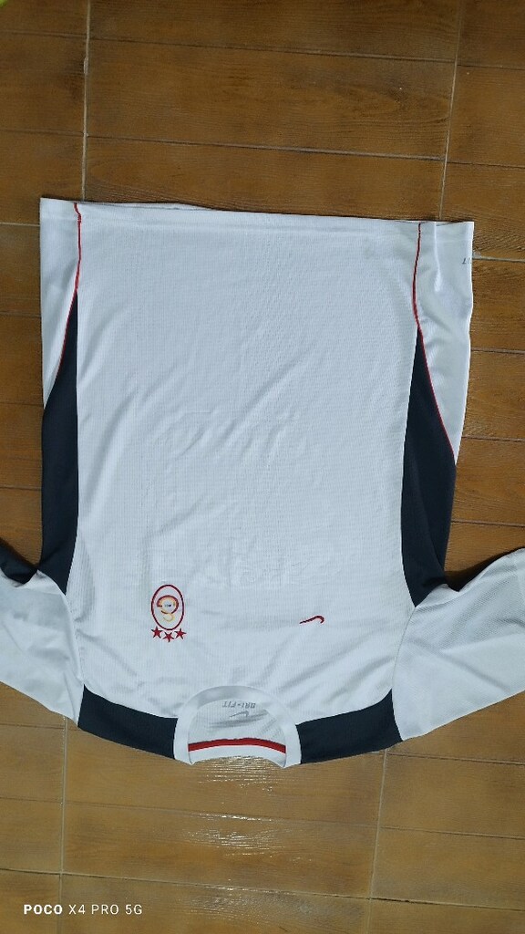 #Nike Galatasaray forma Eni çekilince 57 Boyu 74