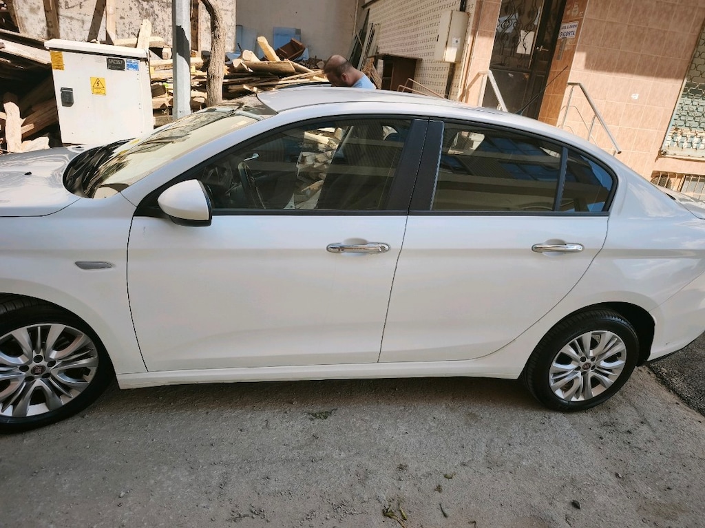 Fiat egea urban plus en full bekedi 2020 1.3model 12700 binde değişen - 2