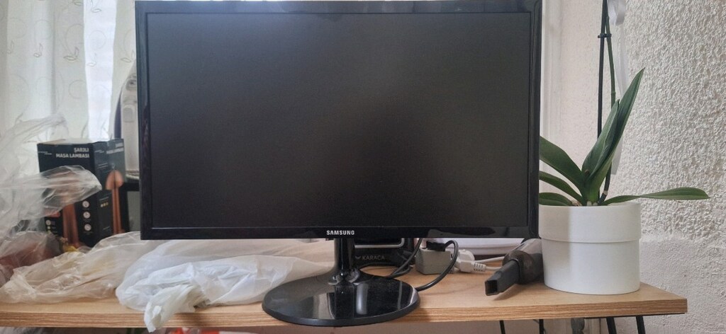 Samsung Full HD temiz monitör - 3