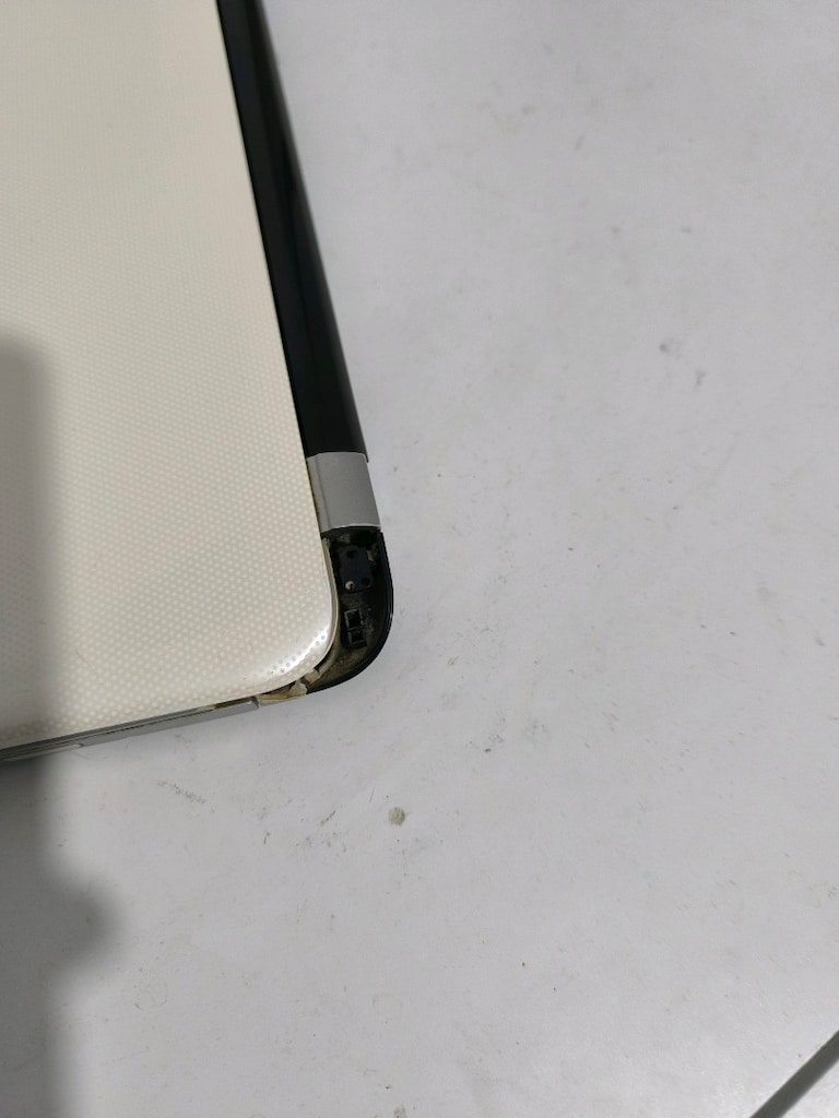 A10 işlemci 8 GB RAM 256 GB SSD 2 GB ekran kartı batarya sağlam - 8