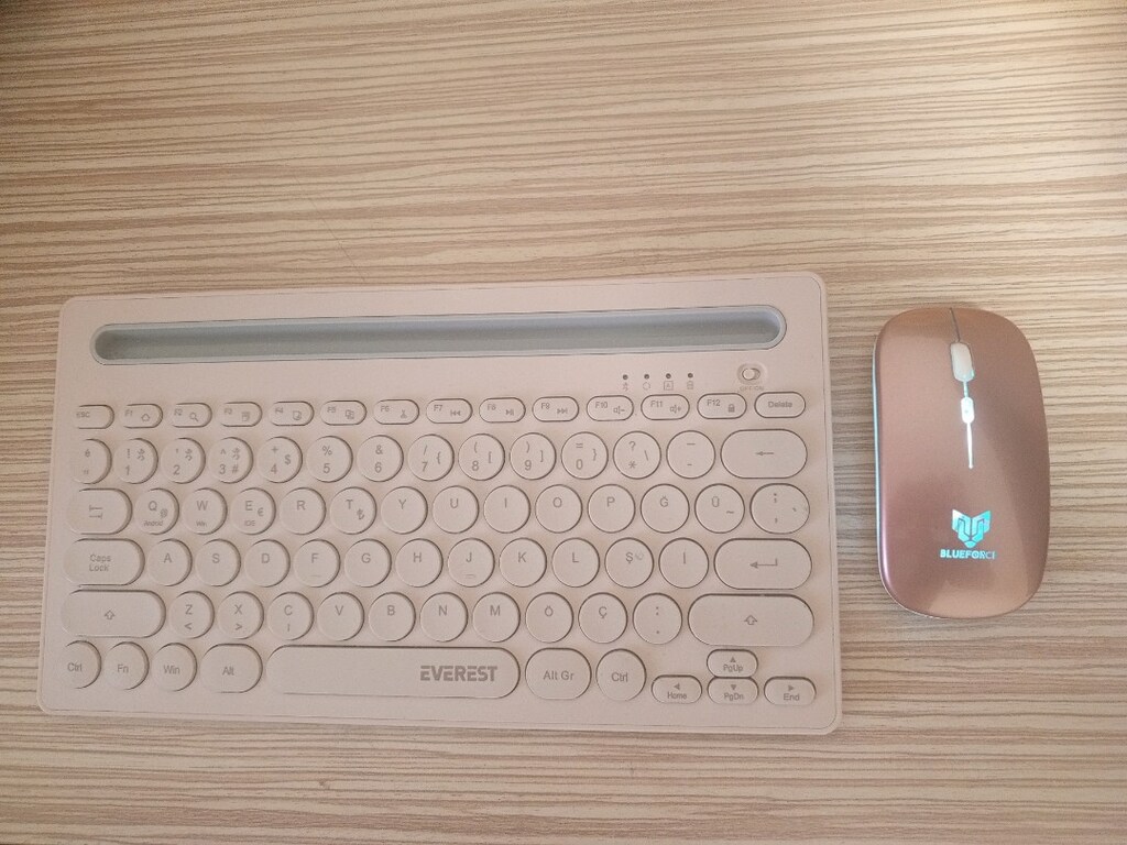 Everest KB-BT84 Klavye ve Mause - 3