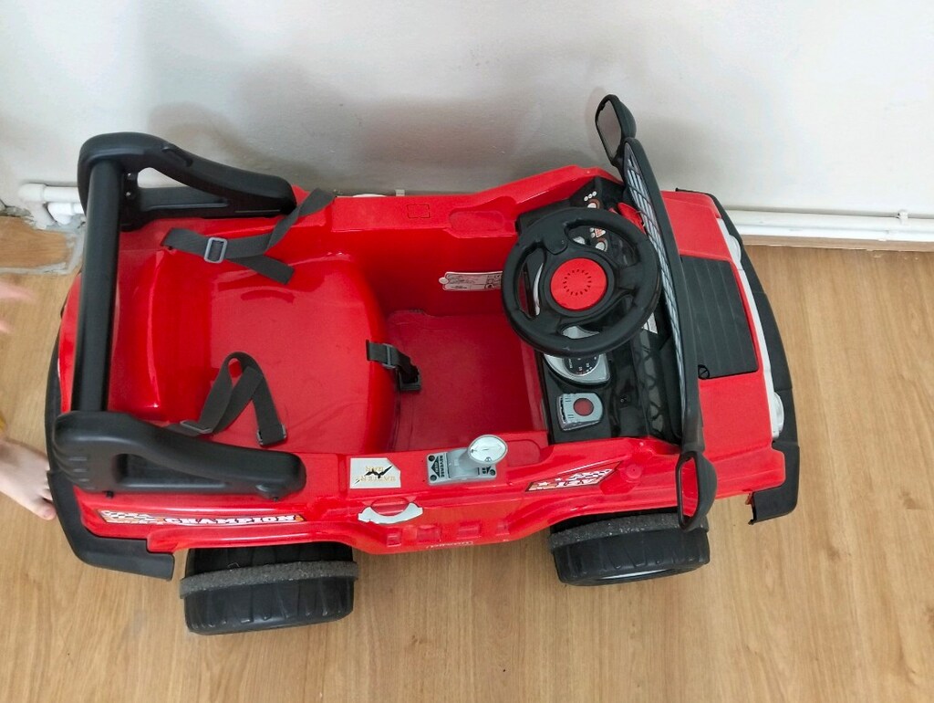 Pilsan 12 v Akülü Araba - 2