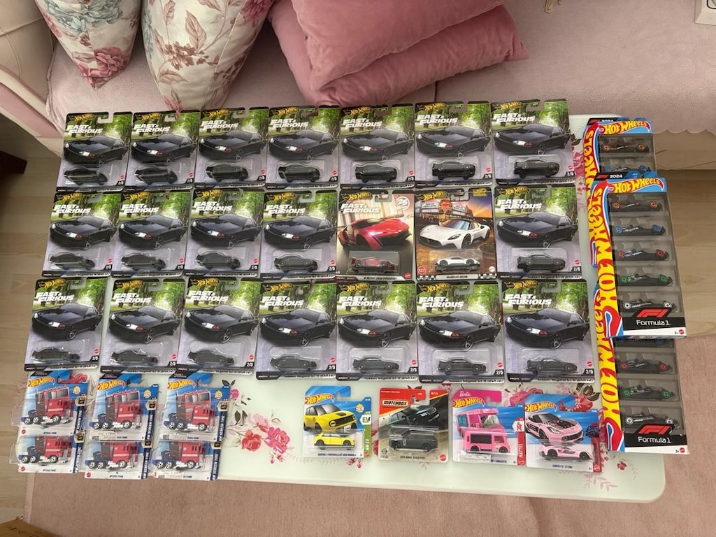 Hot Wheels Tekli satiş var Tekli alabilirsin