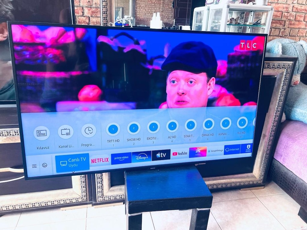 127 ekran 50 inç Qled samsung yeni model tüm öekik var pazarlık yoktur - 2