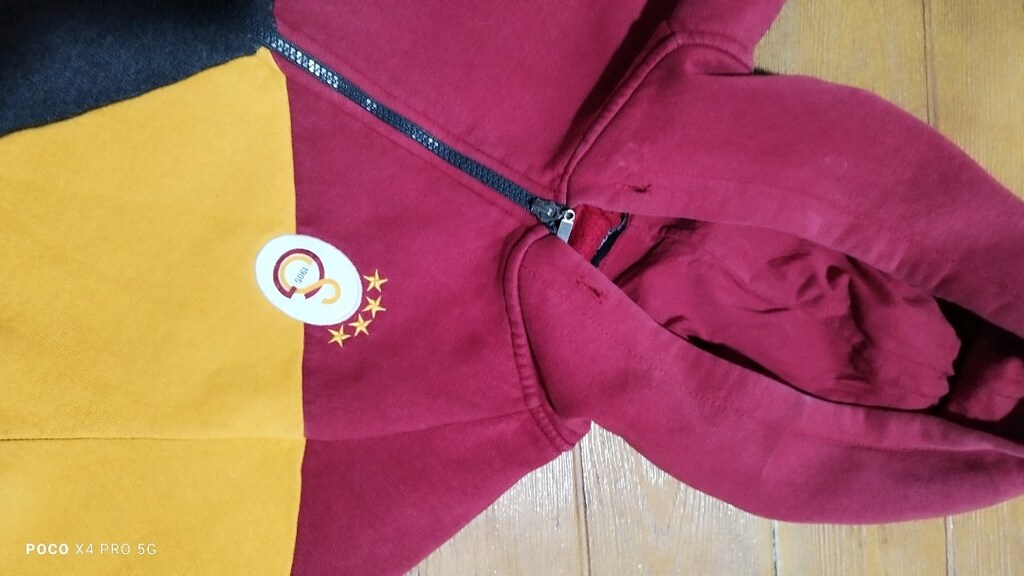 #Galatasaray Store kapişonlu pamuklu sweat..İpi yok, rahatça takılır.. - 4