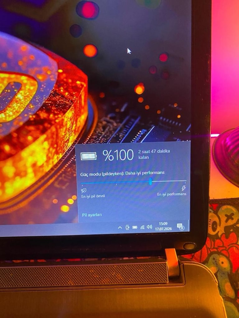 HP - İ5-8 GB RAM -256 GB SSD LAPTOP - 4