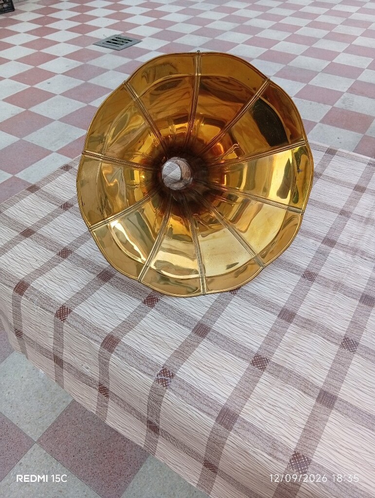 GRAMOFON HUNİSİ - 2